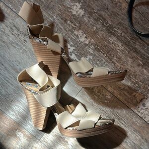 Stylish Beige Wedge Sandals